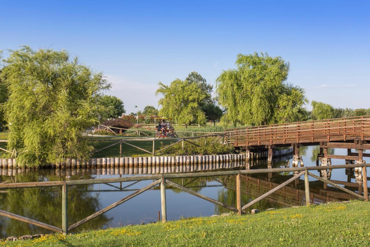 Pini Village Lido Altanea Caorle Dış mekan fotoğraf