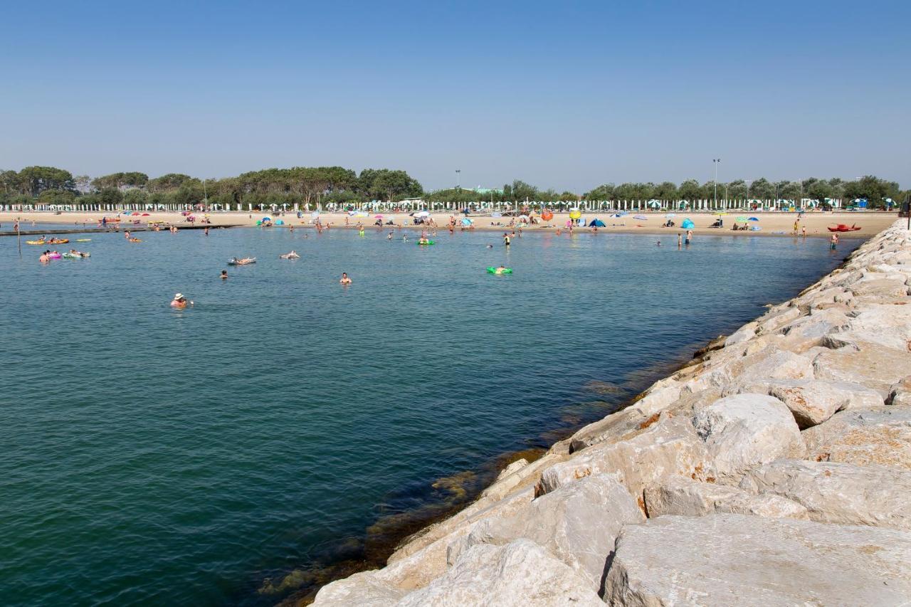 Pini Village Lido Altanea Caorle Dış mekan fotoğraf